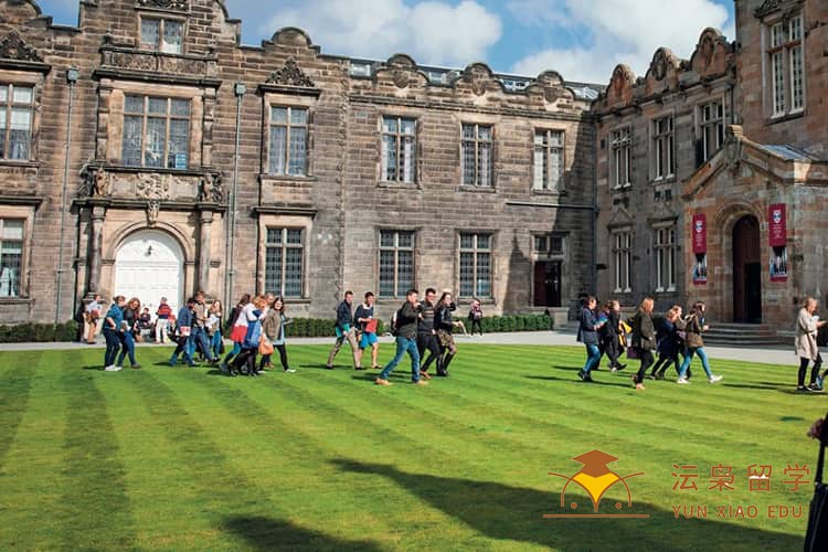 study-at-st-andrews-750x500.jpg