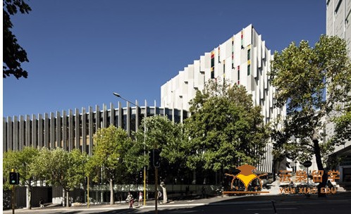 奥克兰理工大学0.jpg
