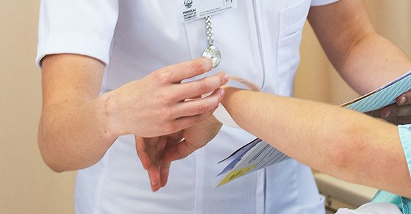 马努卡理工学院护理和健康预科，申请及升学途径